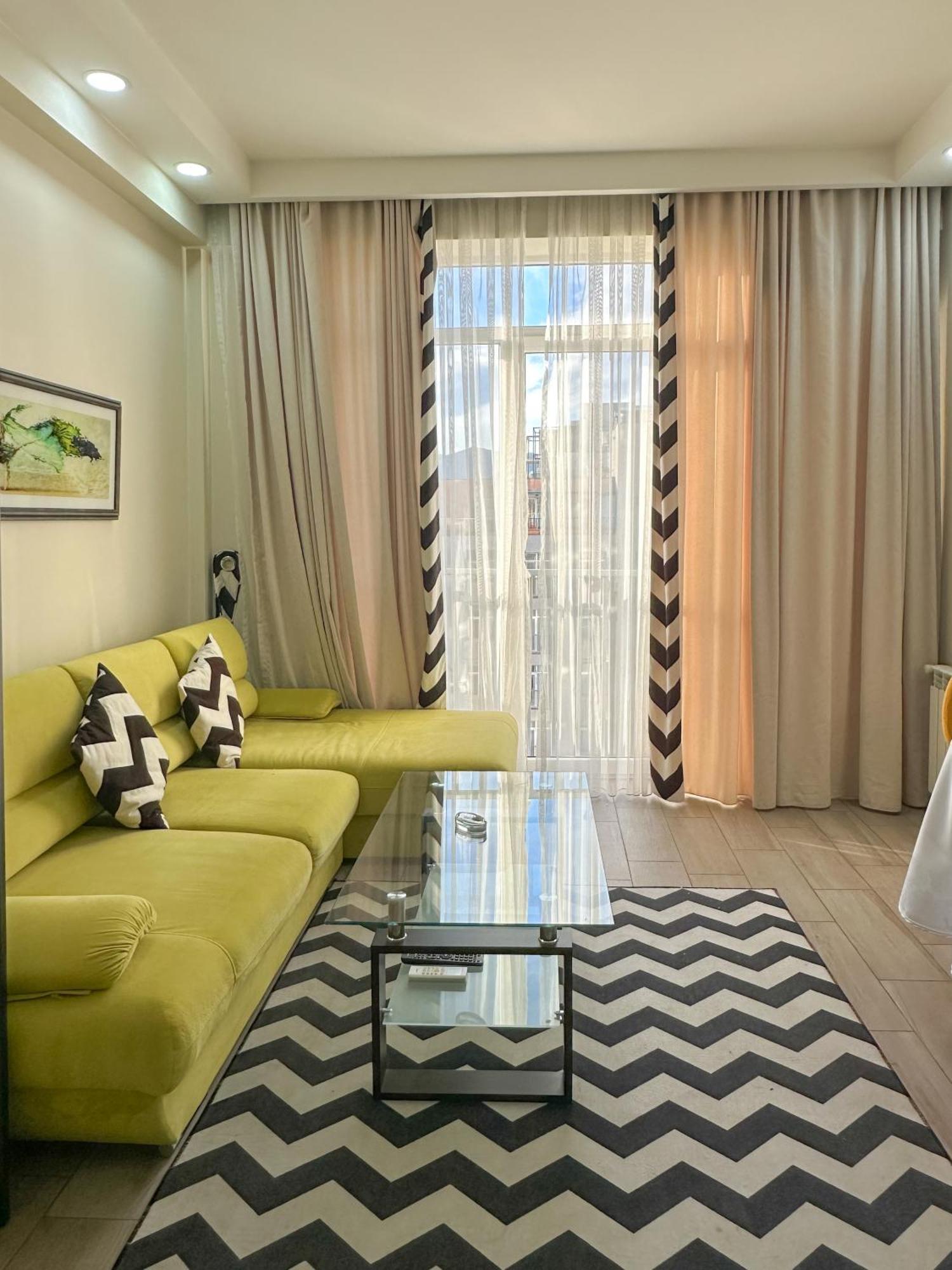 Apartments With View Tbilisi Exterior foto