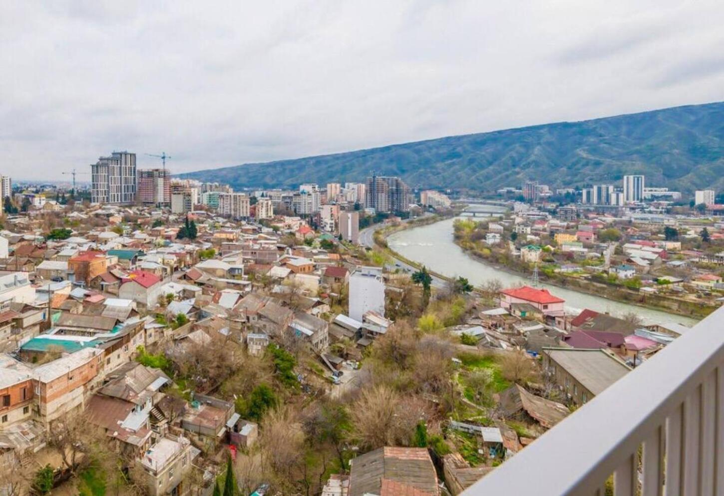 Apartments With View Tbilisi Exterior foto